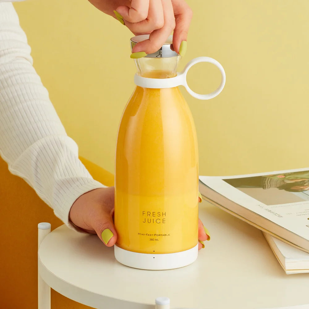 DecreeX Portable Juicer - Electric Blender